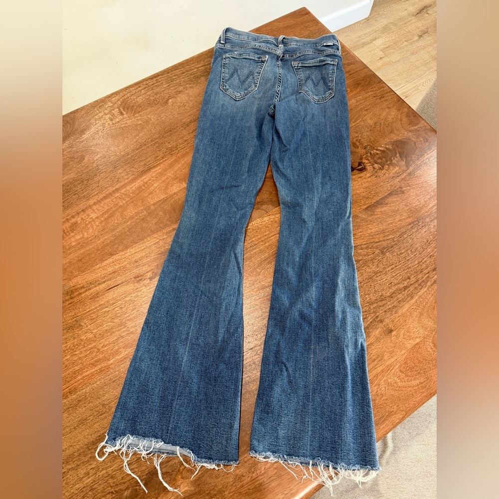 Size 25 MOTHER Dark Blue Flare Jeans with Frayed Hem - The Weekender Fray